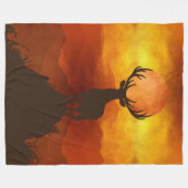 夕日のある山の上に鹿バック フリースブランケット (正面(横))