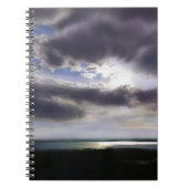 夕日の出の湖畔のスカイライン絵を描海 ノートブック (正面)