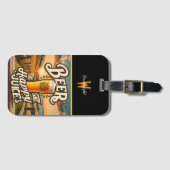 夕日の応援:ビールは私の幸せなジュース ラゲッジタグ (正面横)