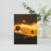 夕日の時間と熱気球でエキゾチックな午後 ポストカード (スタンド正面)