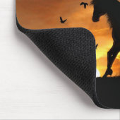夕日の馬と鳥のカナダリング マウスパッド (コーナー)