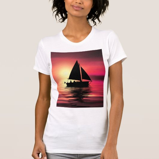 夕日、海のセーリングボート–39186 Tシャツ (正面)