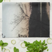 夕日、湖の矢印の上に昇る月 キッチンタオル (折り畳み)