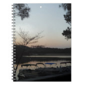 夕日、湖の矢印の上に昇る月 ノートブック (正面)