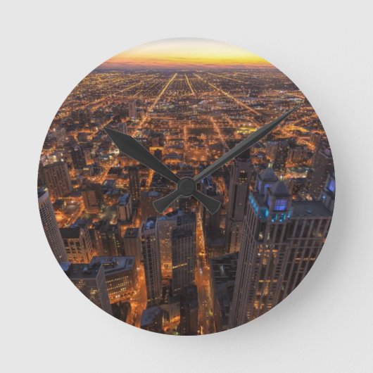 夕暮れのシカゴのダウンタウン ラウンド壁時計 (正面)