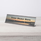 夕暮れ時から夕暮れ時までビーチ写真 デスクネームプレート (正面)