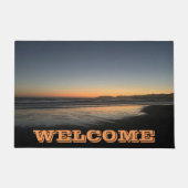 夕暮れ時から夕暮れ時までビーチ写真 ドアマット (正面)