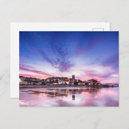夕暮れ時にクロマーの町を反射するピンクの夕焼け ポストカード (正面/裏面)