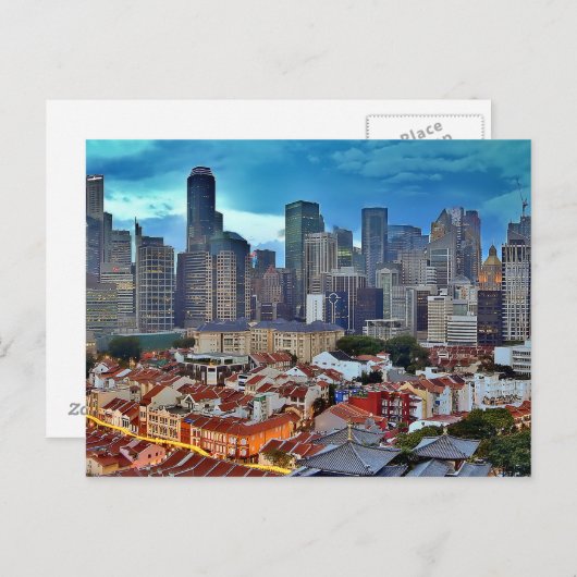 夕暮れ時にチャイナタウンから見たシンガポールのスカイライン ポストカード (正面/裏面)