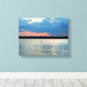 夕暮れ時に渡る鳥 キャンバスプリント (インサイチュ (ウッドフロア))