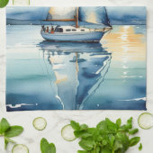 夕暮れ時に湖に浮かぶ水彩帆船 キッチンタオル (折り畳み)