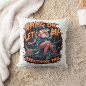 夕暮れ時に魔女が箒を照らして思案する クッション (ブランケット)