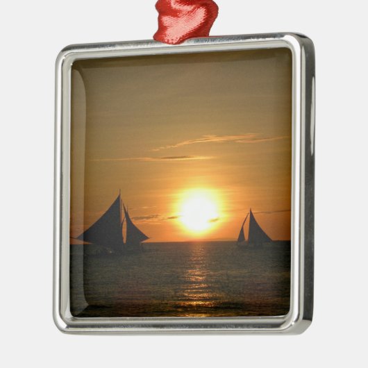 夕暮れ時のセーリング メタルオーナメント (左)