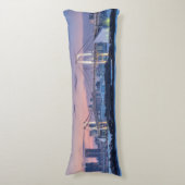 夕暮れ時のレインボーブリッジ ボディピロー (正面縦)