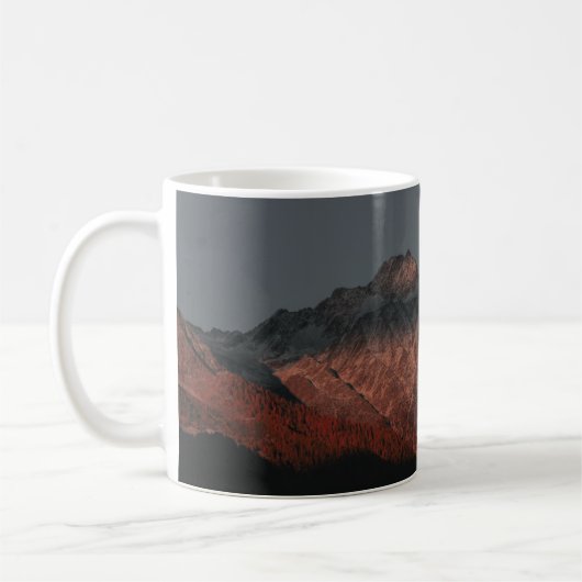 夕暮れ時の山脈 コーヒーマグカップ (左)
