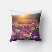 夕暮れ時の山花 |アンザ・ボレゴ砂漠 クッション (裏面)