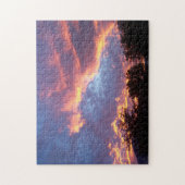 夕暮れ時の紫とオレンジの雲 ジグソーパズル (縦)