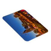 夕暮れ時の街のスカイラインの景色 マグネット (右側)