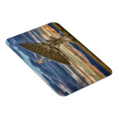 夕暮れ時の非常に大きなアレイ マグネット (右側)