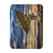 夕暮れ時の非常に大きなアレイ マグネット (縦)