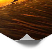 夕暮れ走の時に犬と少年の少年 ポスター (角)