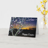 夕焼けのピンクのサクラの花、ハッピーイースター カード (黄色い花)