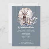 夕焼けの空の下、青みがかったピンク色の森に、夜の月に浮かび上がる鹿のシルエット 招待状 (正面)