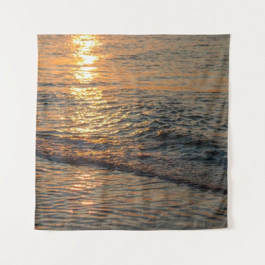 夕焼けの美しい海水 タペストリー (正面)
