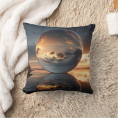 夕焼けの雲を映す超現実的な反射球体越しに クッション (ブランケット)