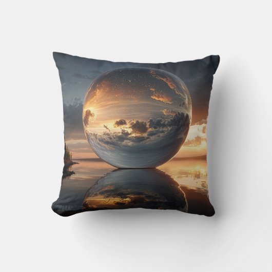 夕焼けの雲を映す超現実的な反射球体越しに クッション (正面)