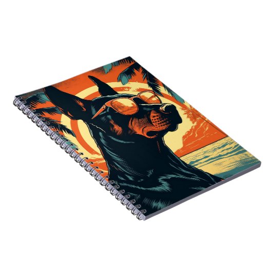 夕焼け時の熱帯ビーチのドバーマン ノートブック (右側)