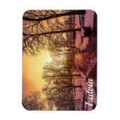 夕焼け時の雪景色のパノラマ マグネット (縦)