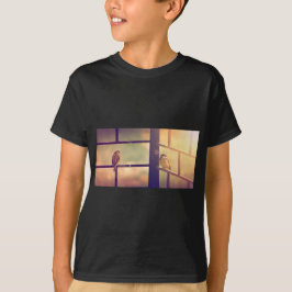 夕陽に佇む鳥たち Tシャツ