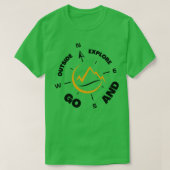 外に出て冒険を探検する Tシャツ (デザイン正面)