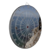 外に ダーツボード (正面左)