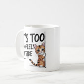 "外は人が多すぎ" 楽しい内向的猫 コーヒーマグカップ (正面左)