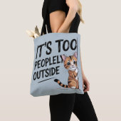 "外は人が多すぎ" 面白い内向的猫 トートバッグ (クローズアップ)