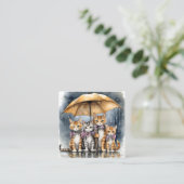 外は雨が降っていたので、母猫はhと呼んだ スクエア名刺 (スタンド正面)