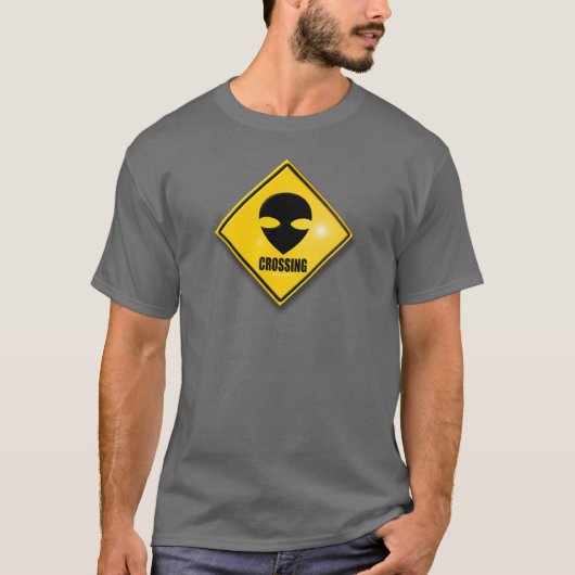 外国の交差の暗闇の服装 Tシャツ (正面)