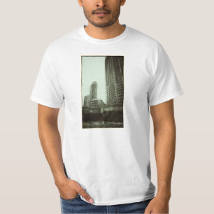 外堡の中心ロンドン Tシャツ