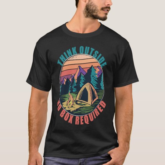 外考えNoボックスの必要なキャンプAdvenハイキング Tシャツ (正面)