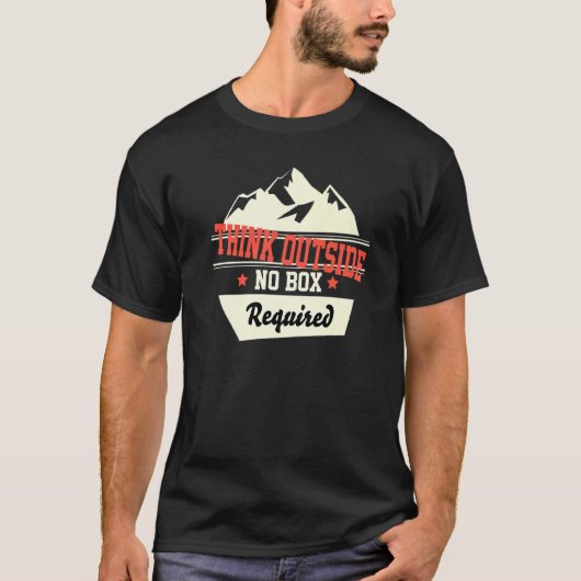 外考えNo Box Required Outdoor Adventure Ca Tシャツ (正面)