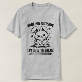 外見は笑顔、内面は絶望 キュートなウサギデザイン Tシャツ