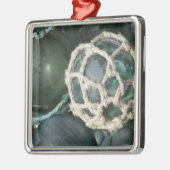 多くのガラス魚釣りフロート、アラスカ メタルオーナメント (左)