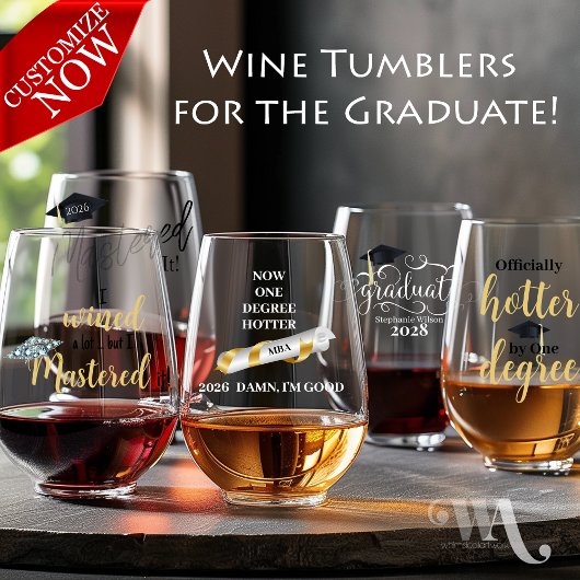 多くのワインを習得した卒業生 ステムなしワイングラス