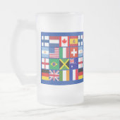 多くの国家のTシャツの16旗、マグ、多く フロストグラスビールジョッキ (左)