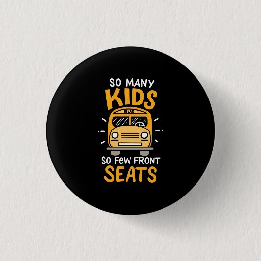 多くの子供たちをバスで運転する 缶バッジ (正面)