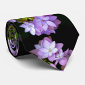 多くの弁紫色の花の茂み ネクタイ (ロール)