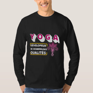 多くの性質を持つヨガの開発者 Tシャツ