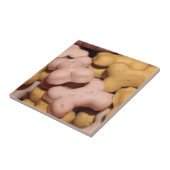 多くの犬のおやつ、ビスケット、ボーン タイル (側面)